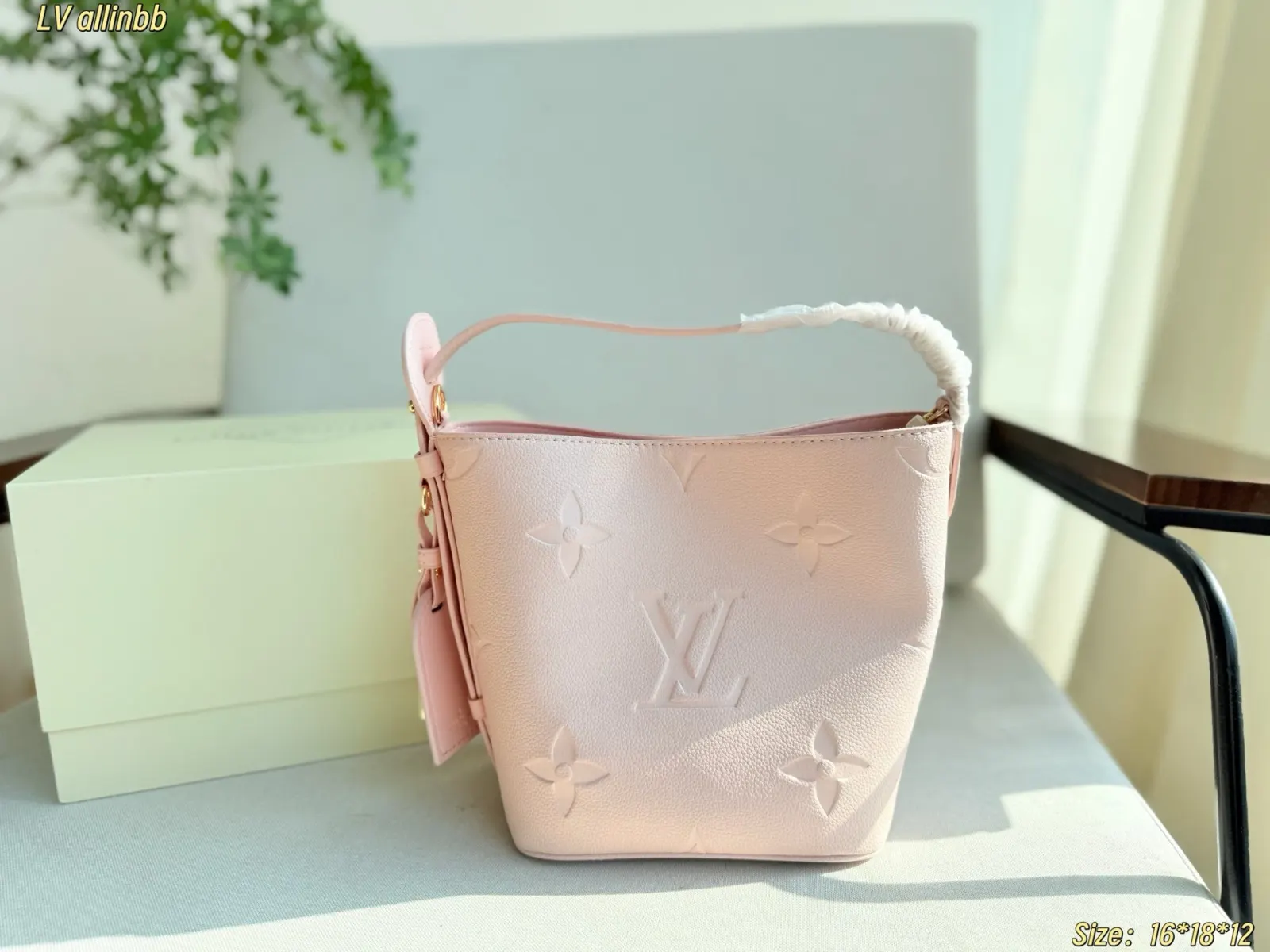 LV 粉色 all in bb粉色 水桶包 休閒水桶款