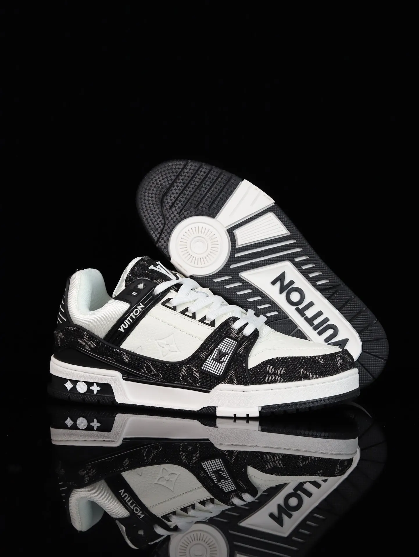LV Sneakers Casual Versatile
