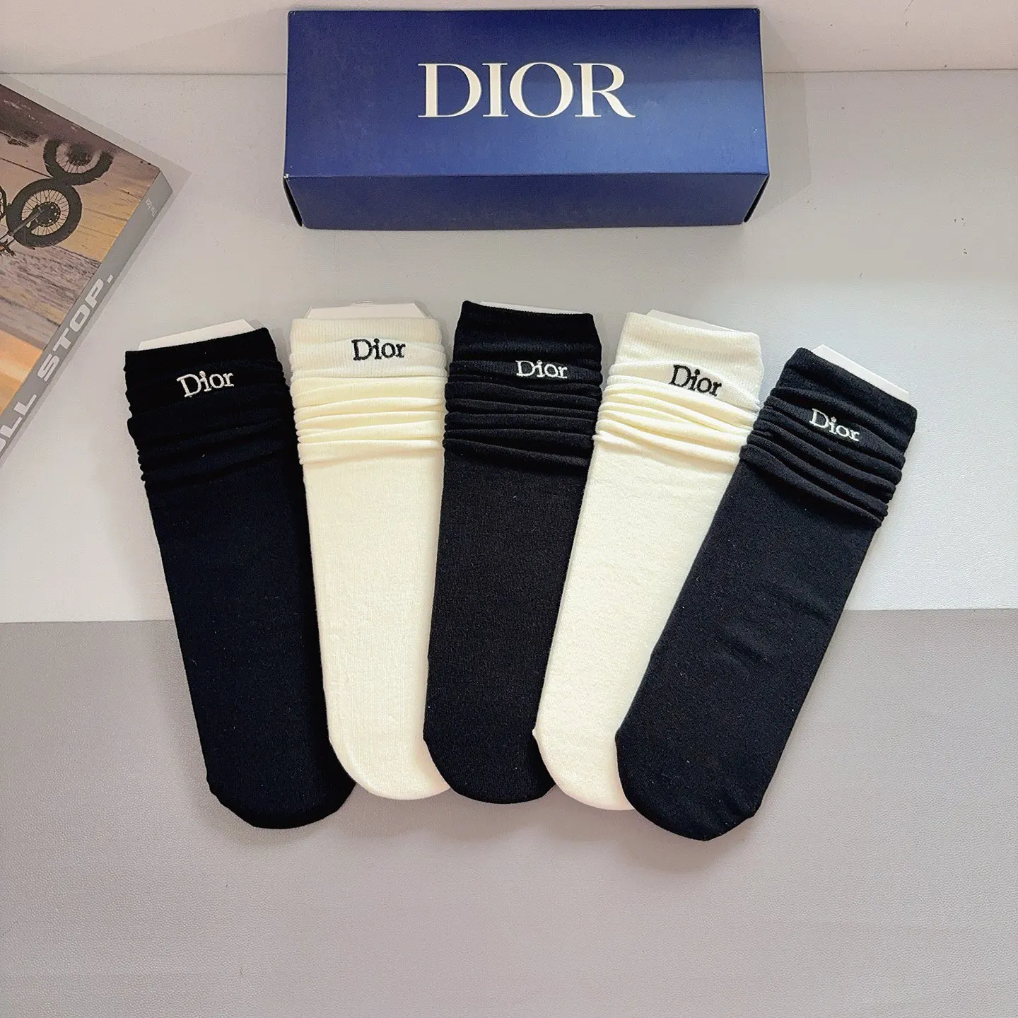 Dior 短襪 精緻配飾款