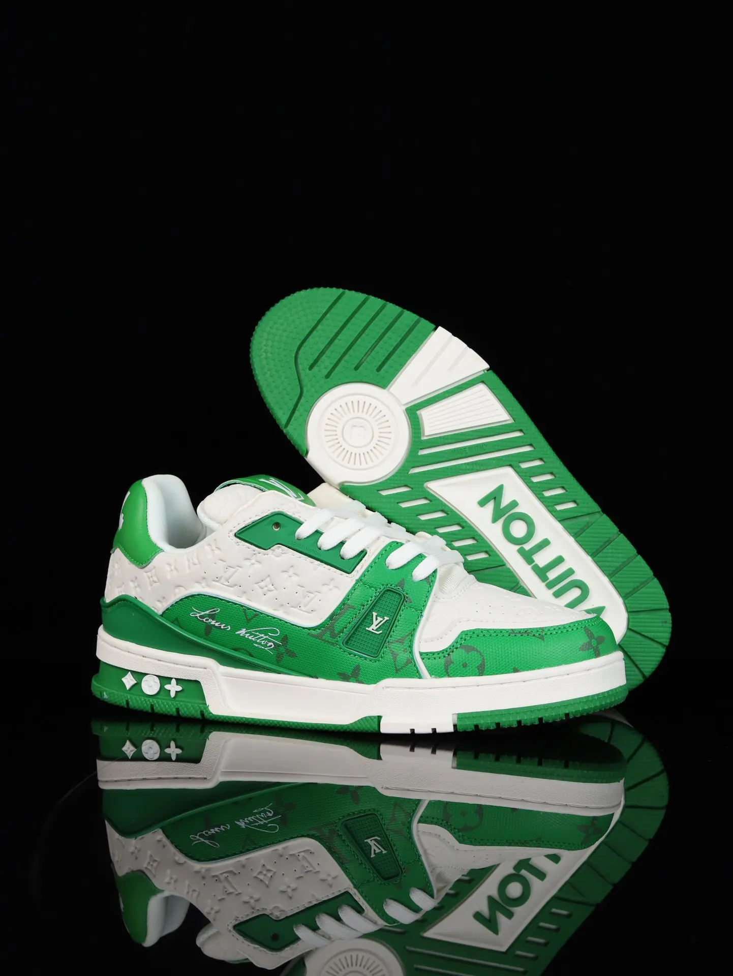 LV Sneakers Casual Versatile