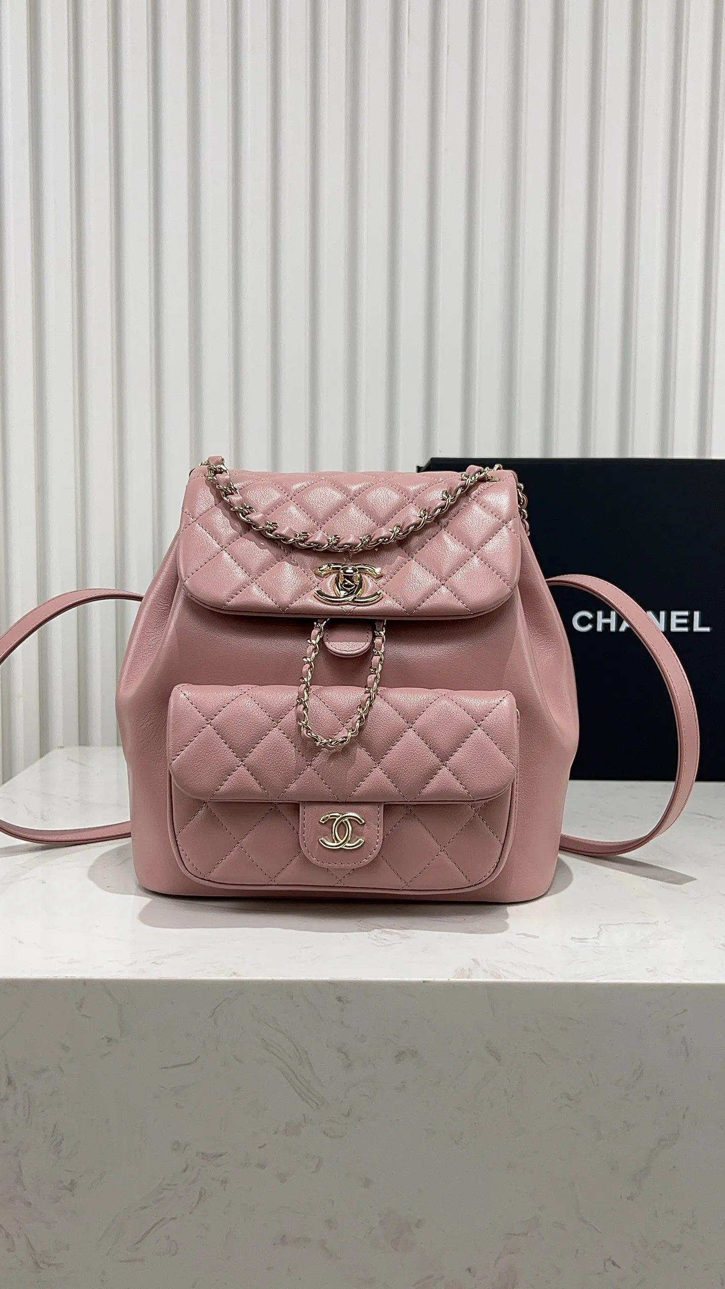 CHANEL 粉色 小牛皮 雙肩包 实用雙肩款