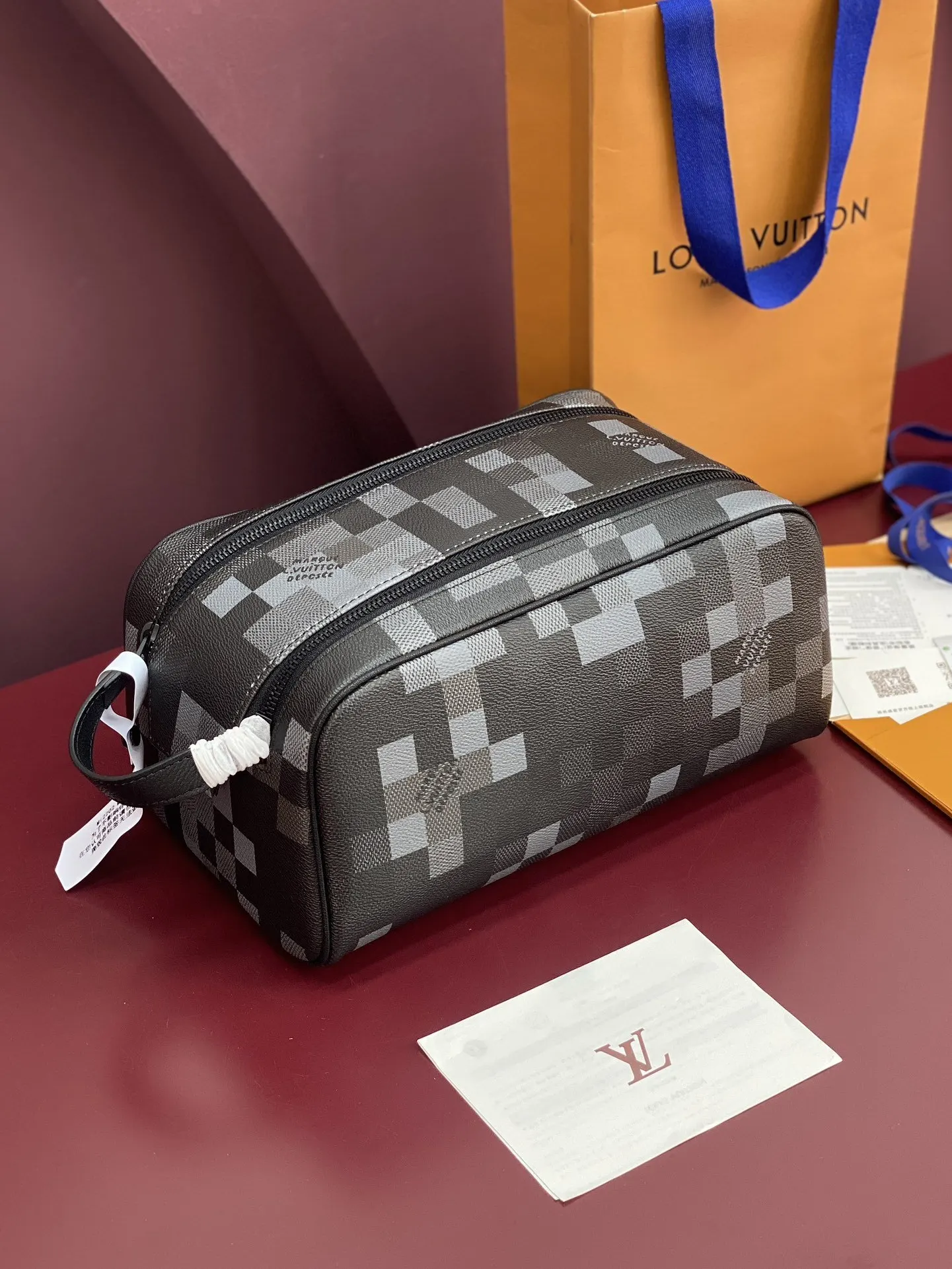 LV 帆布 化妆包 便携收纳款