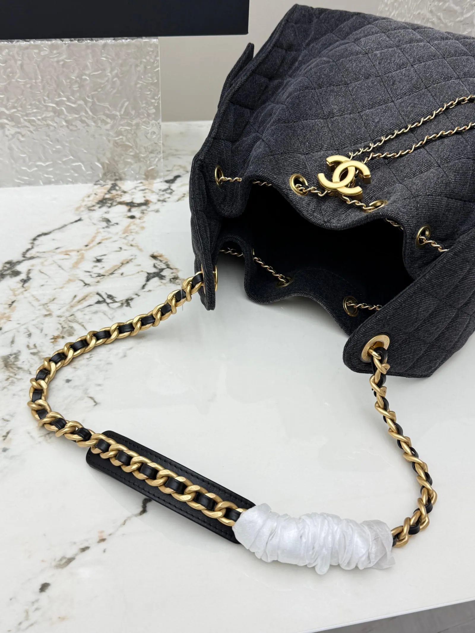 Gold Hobo Shoulder Bag Vintage Leather