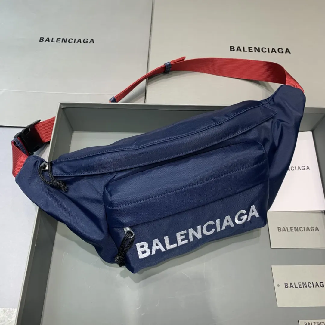 巴黎家Balen Wheel Logo 刺绣腰包 尺 休闲腰