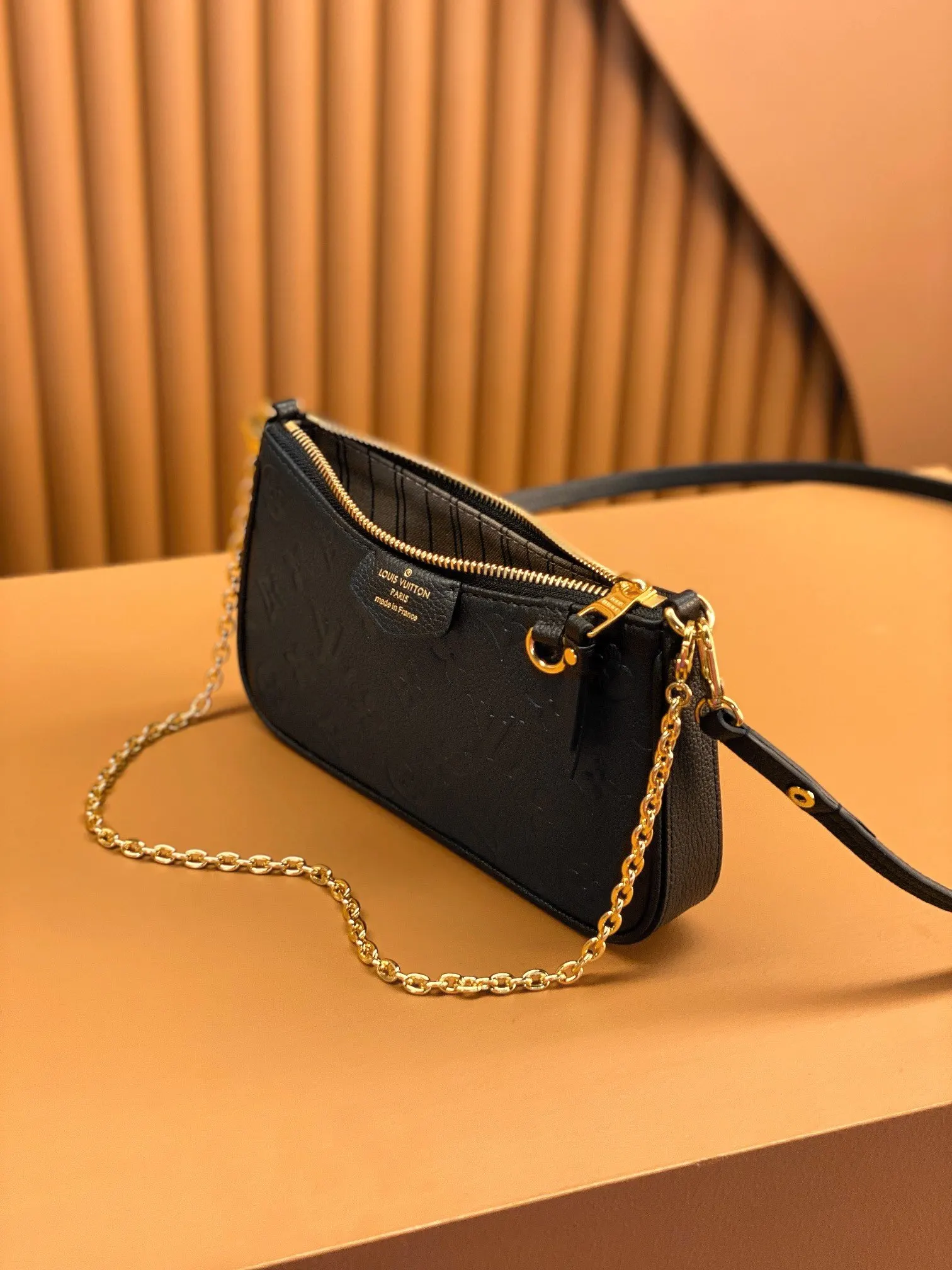 Black Shoulder Bag