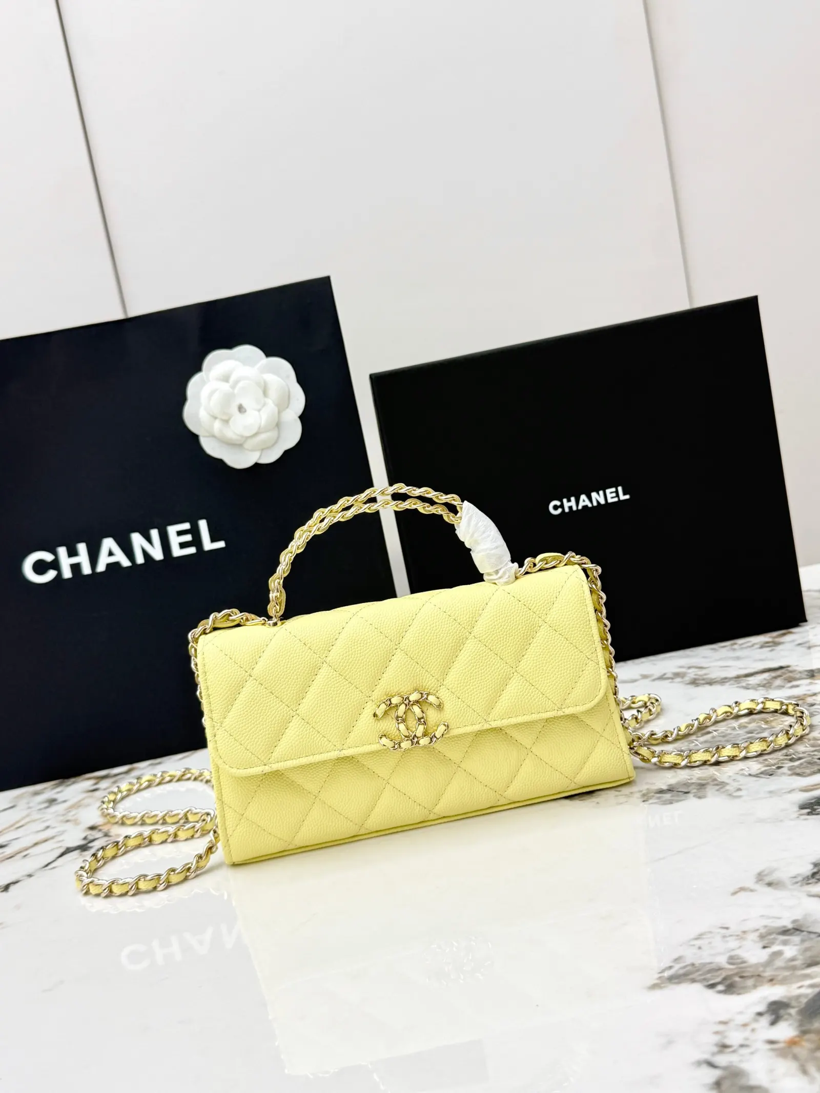 CHANEL 黃色牛皮Kelly手提包 金链斜挎款
