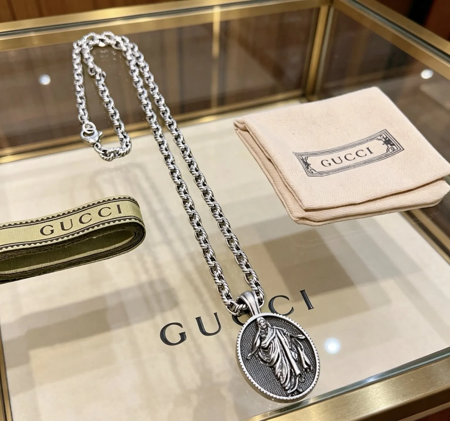 Gucci chain bag, shoulder messenger 12