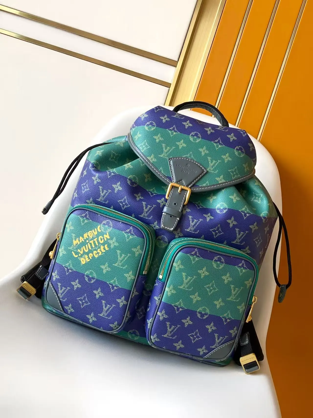 Green Fashion Item Travel Canvas