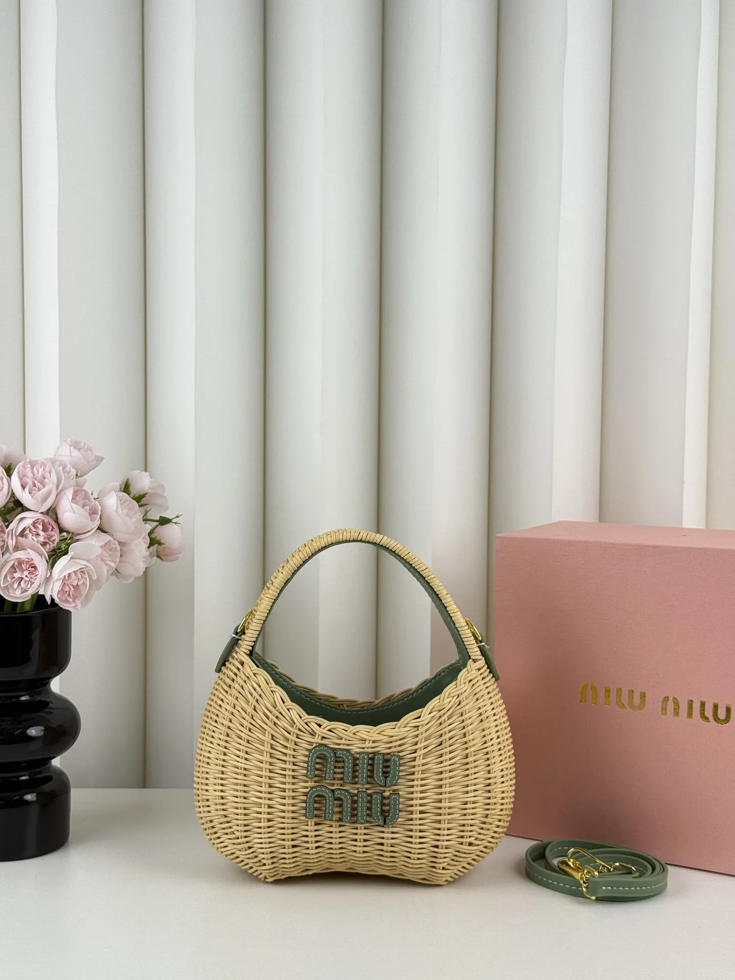 Miu miumiu竹编 手提斜背包 缪缪美式復古神 托特包 大容量托特款