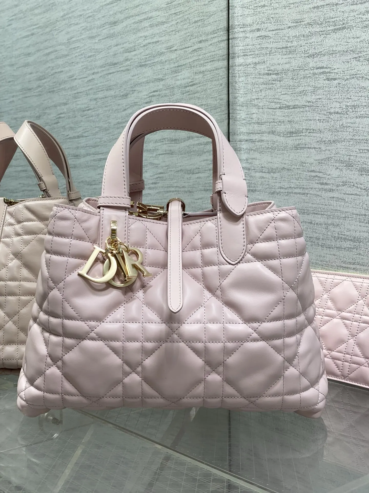 Dior Toujours 粉色小牛皮手袋 手提斜挎款