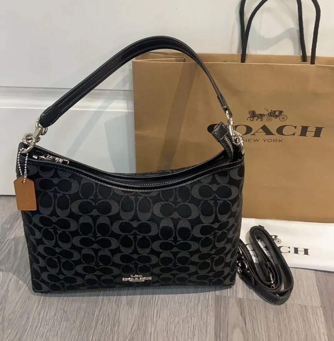 Coach 火新的颜色 蔻家一月 腋下包Lau 复古腋下背款