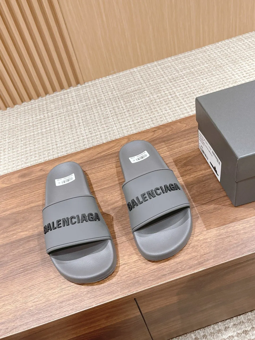 Balenciaga 牛皮 運動鞋 休閒運動款