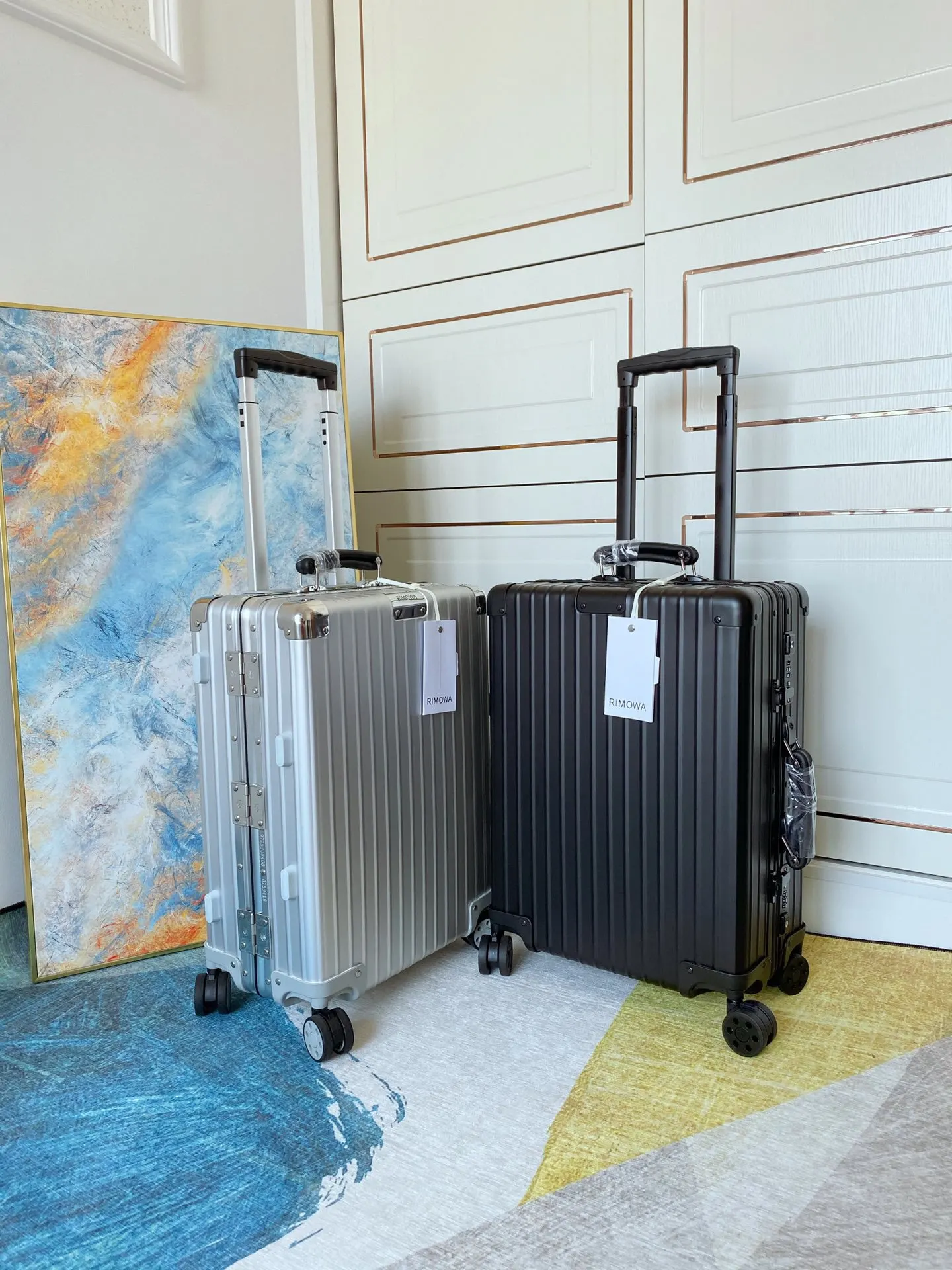 Black Silver Suitcase Travel Lightweight Vintage
