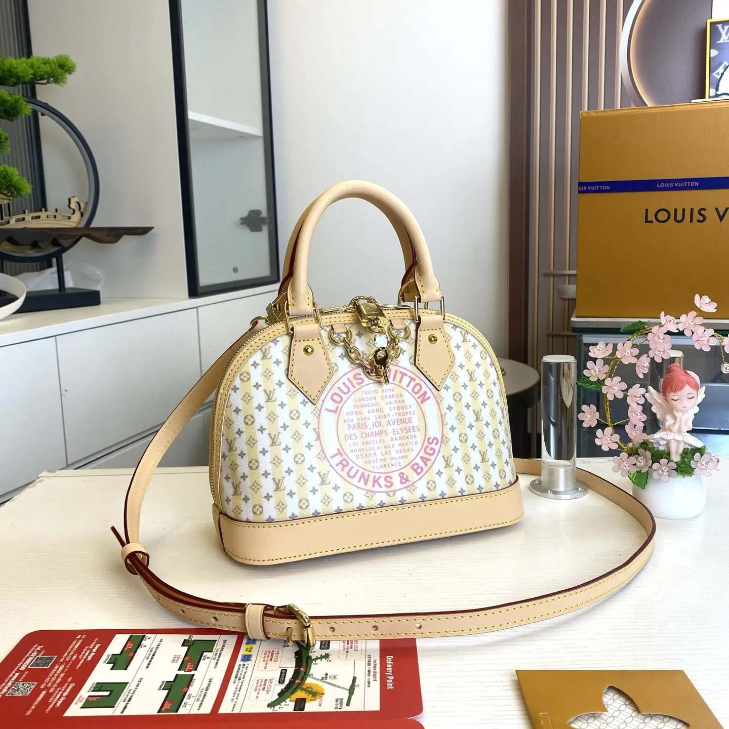 Louis Vuitton Crossbody Bag Lightweight Canvas