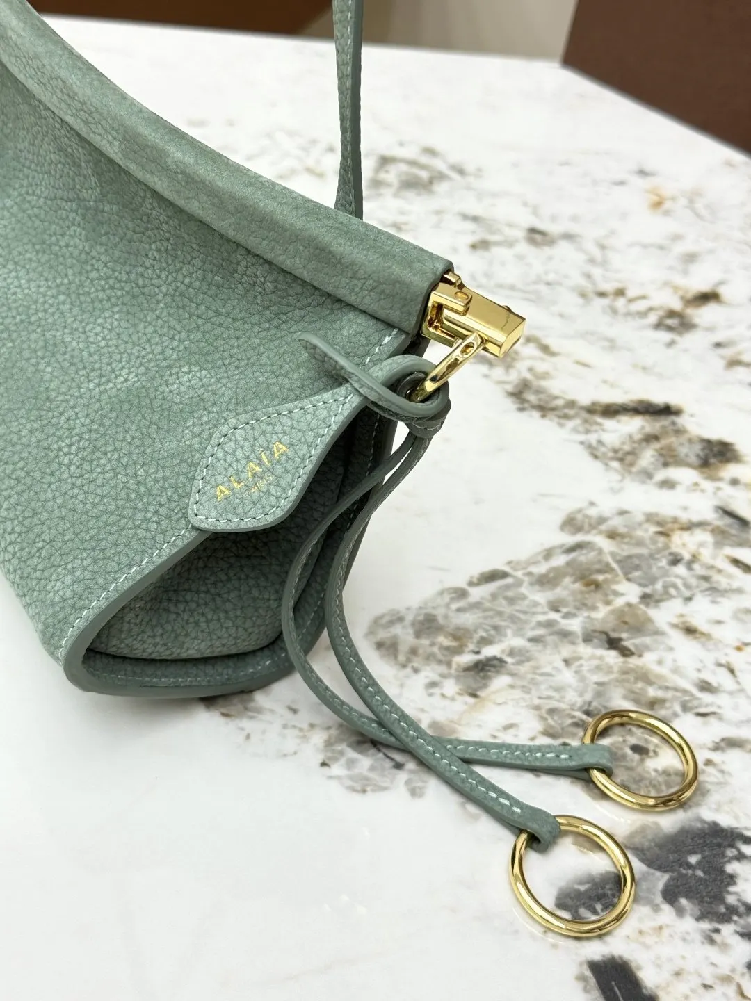 Crossbody Bag Lightweight Image 9 Crossbody Bag Lightweight Image 9