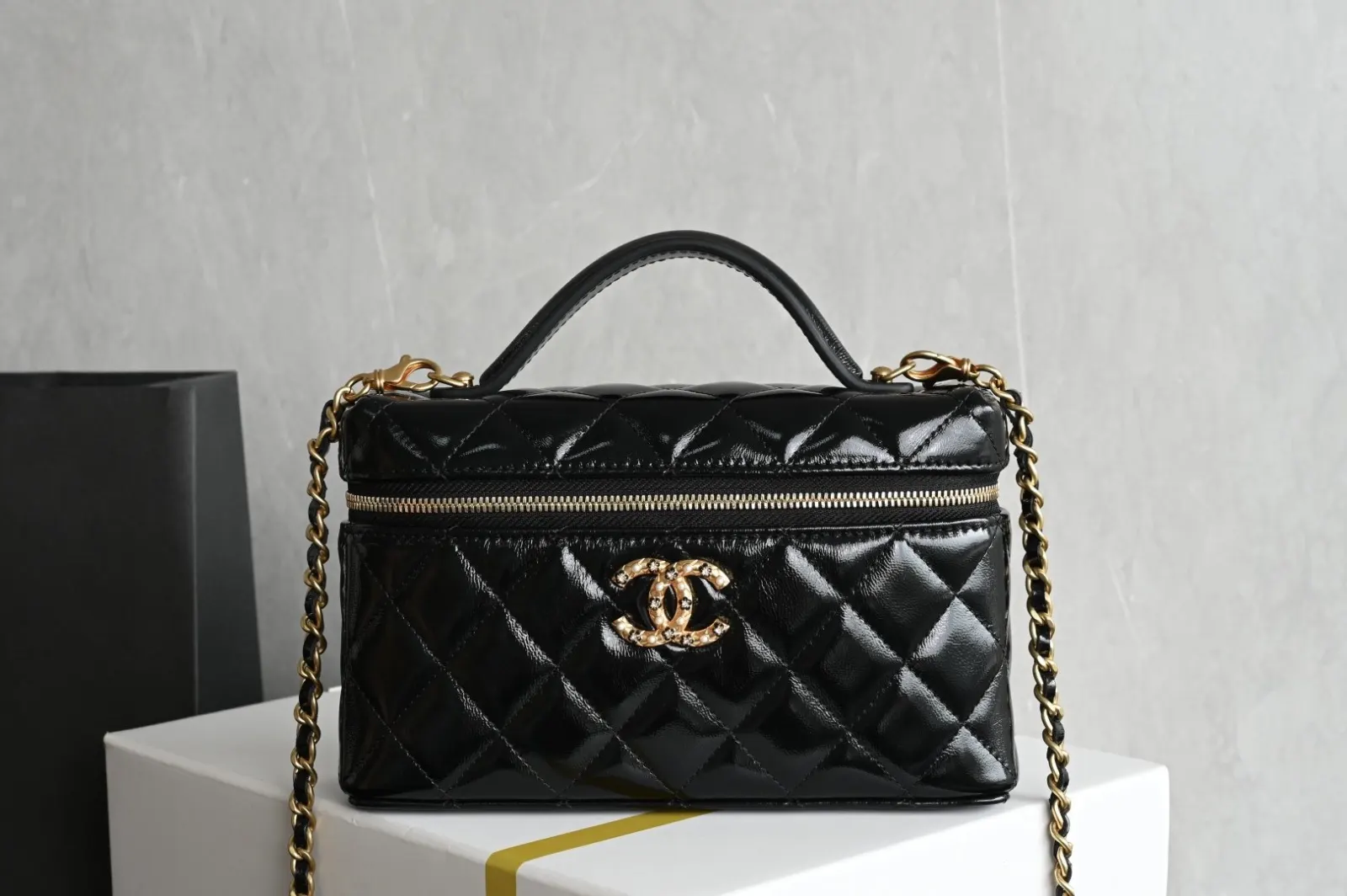 CHANEL 油蠟羊皮19 Bag鏈條包 單肩斜挎