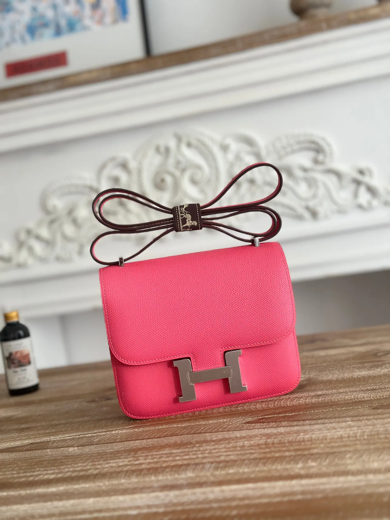 Hermes Constance 奶昔粉 Epsom掌纹牛皮 斜背包 19cm 經典款