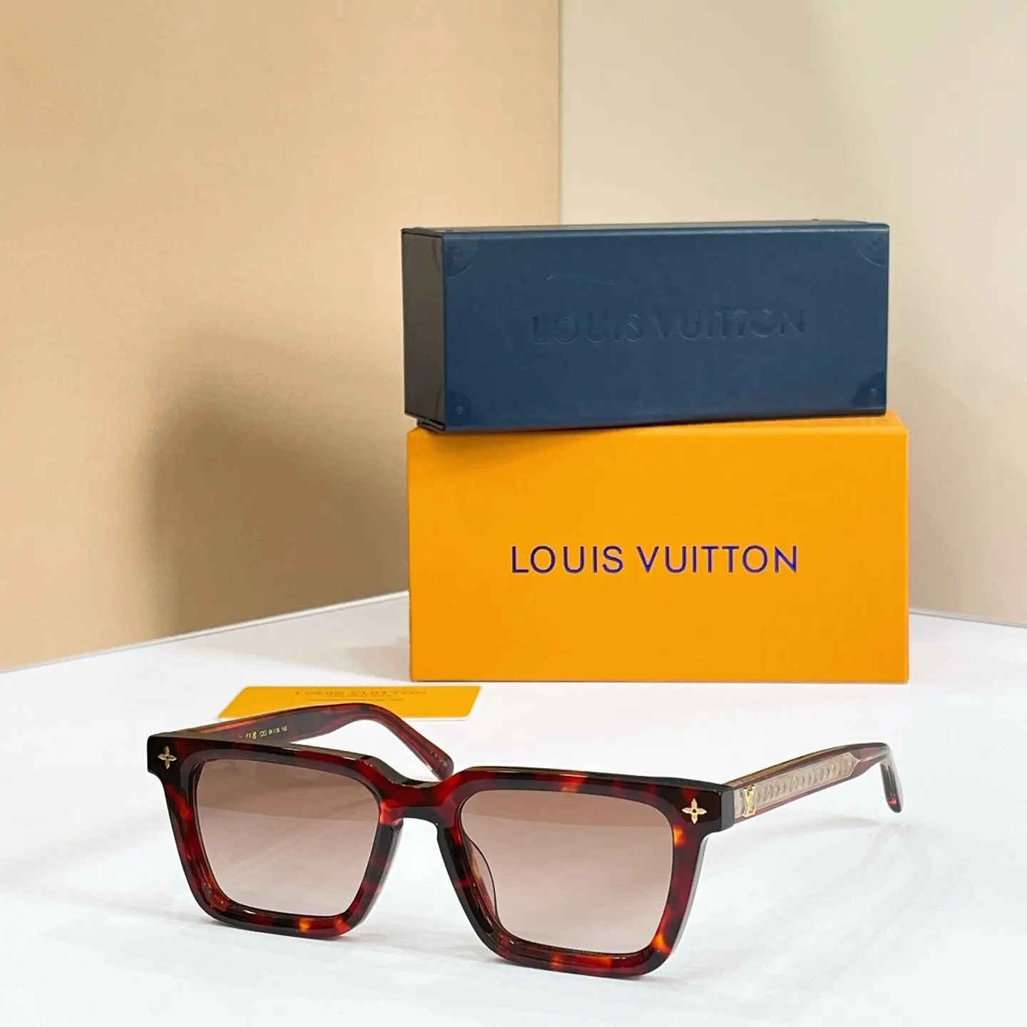 LV 墨镜 时尚防晒款 款5