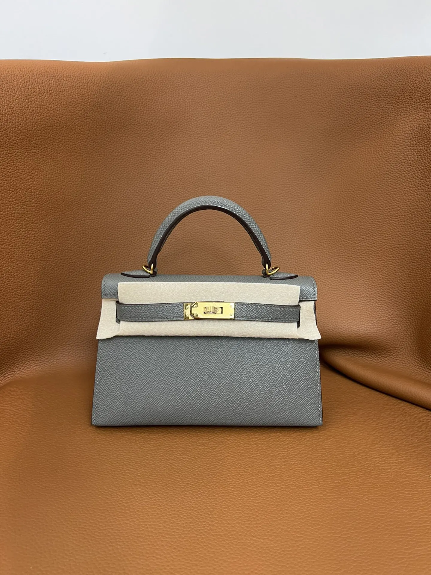 Hermes Kelly 积雨云灰 Epsom掌纹牛皮 手提包 19cm 經典款