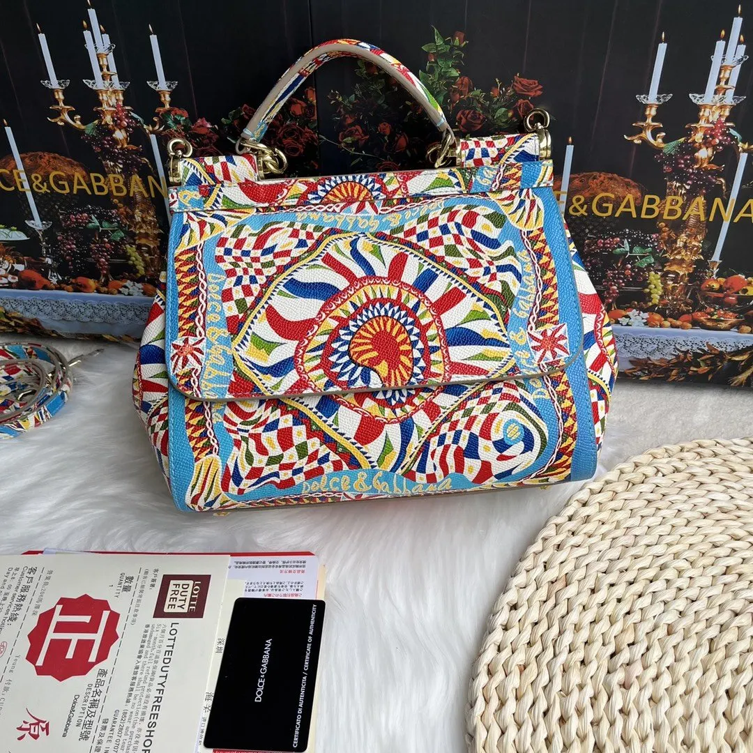 牛皮 Dolce Gabbana 牛皮印花 可 斜背包 輕便斜挎款