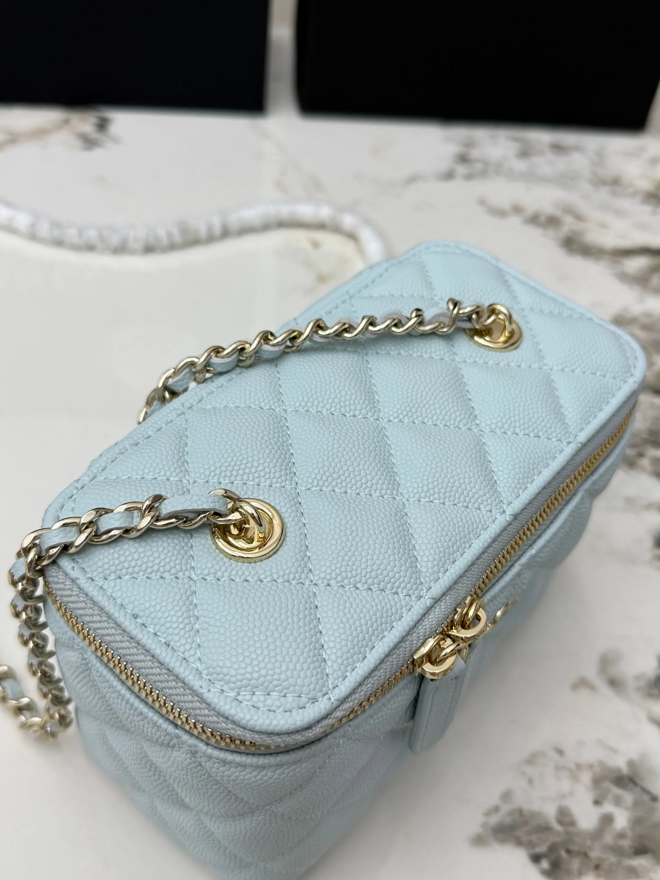CHANEL 金色 牛皮 鏈條包 精致鏈條款