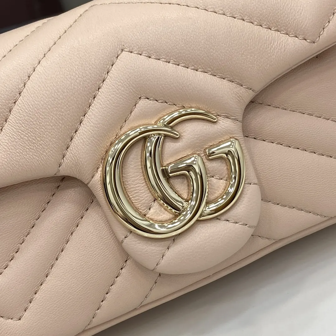 Gucci Marmont 绗缝皮革链条包 单肩斜挎