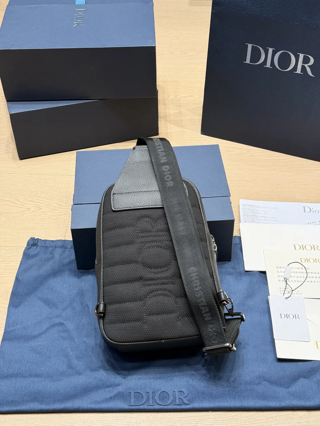 Dior Lady Dior 双肩包