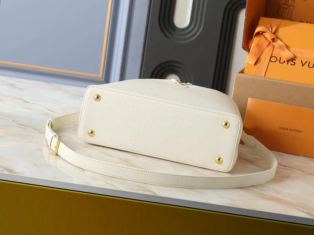 LV Capucines 牛皮 收納包 旅行收納款