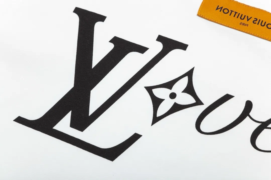Louis Vuitton 白色 Logo 字母 短袖T恤