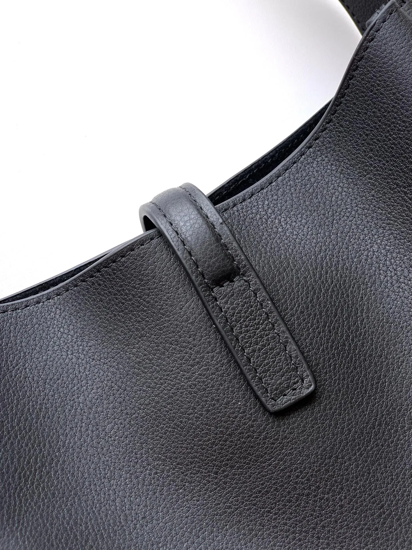 Hobo Shoulder Bag Vintage