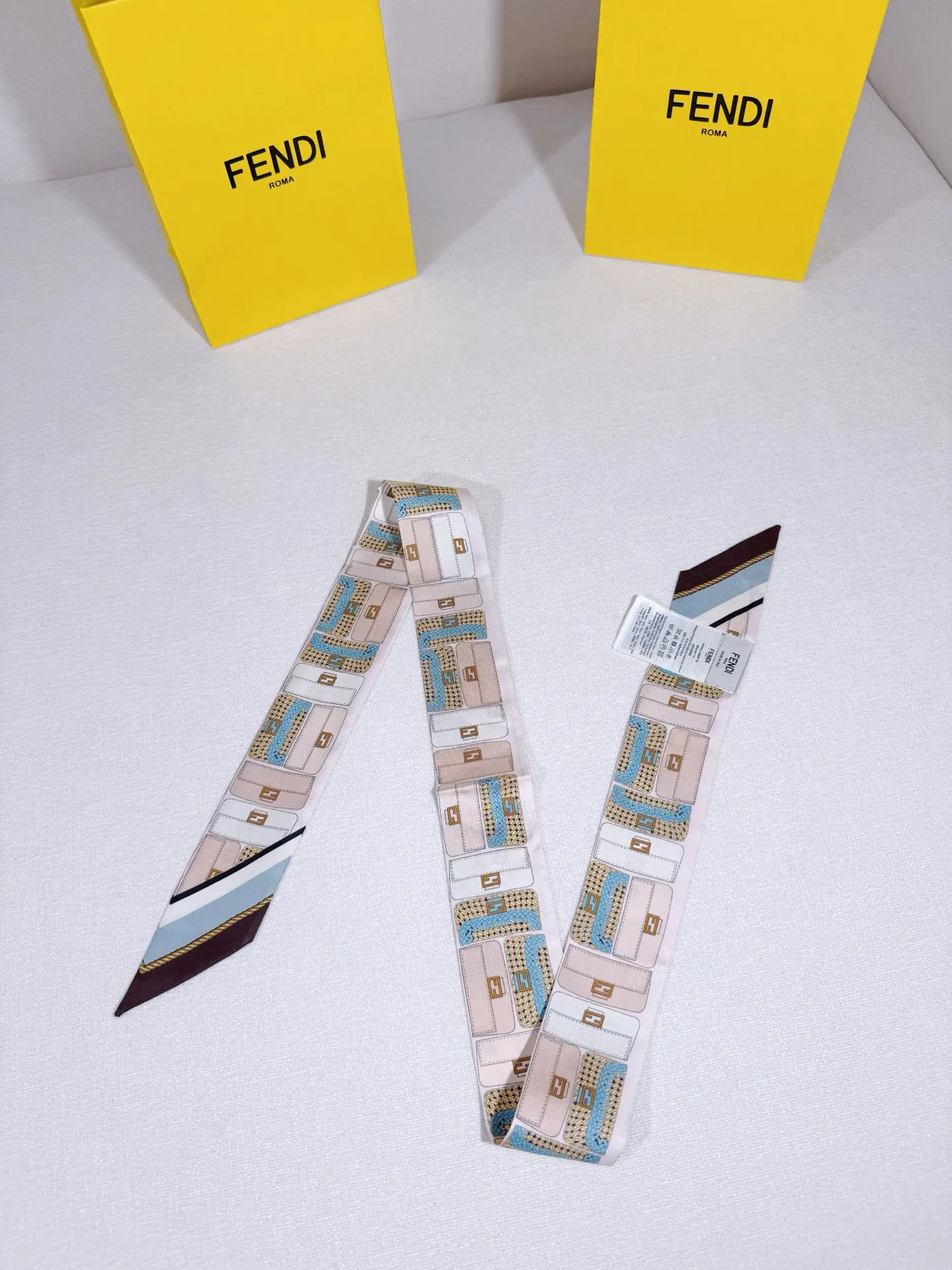 Fendi 米色 腰帶 通勤百搭款