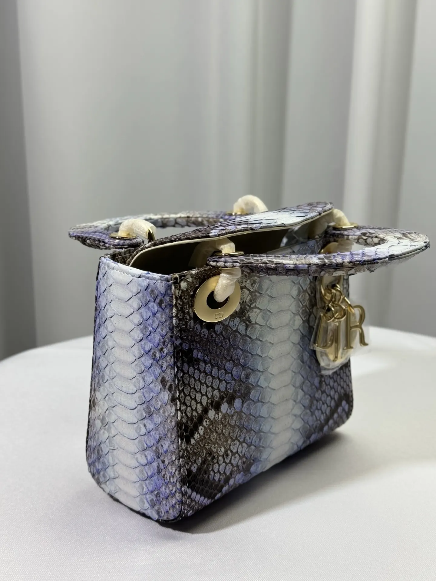 Dior Lady Dior Lady 银灰色藤格纹手提斜挎包 小号