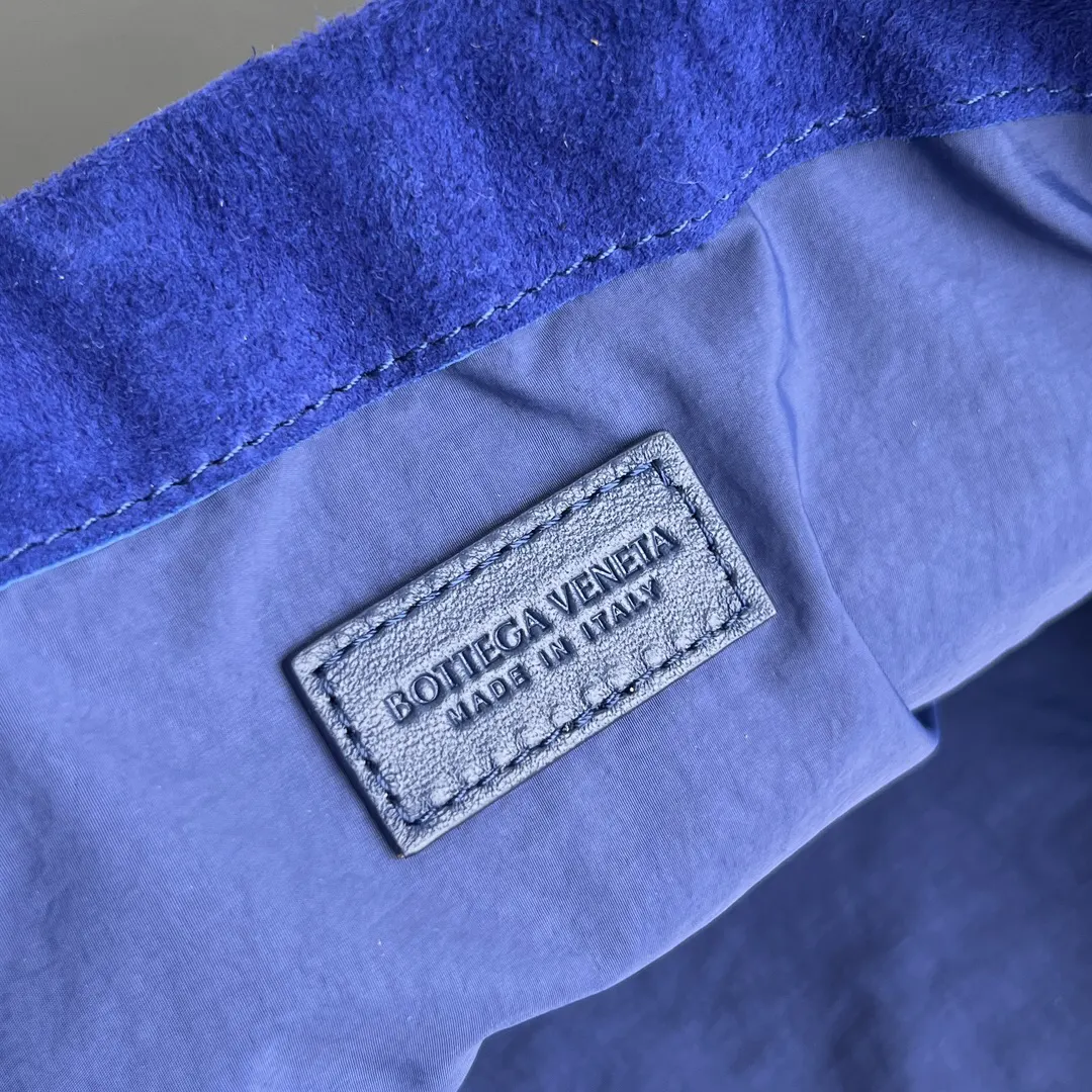 Bottega Veneta 麂皮 腋下包 復古腋下背款(數字9) Bottega Veneta 麂皮 腋下包 復古腋下背款(數字9)