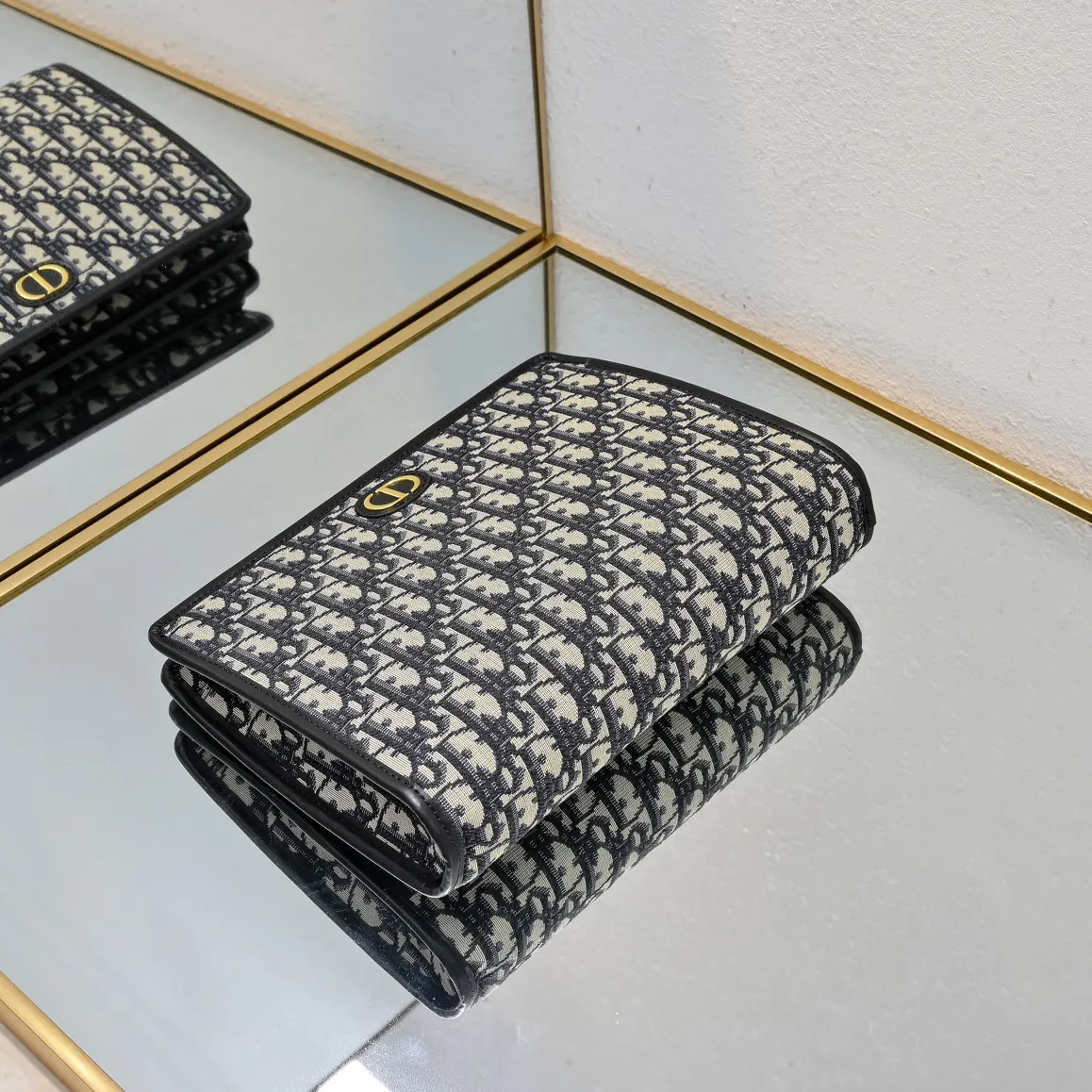 Dior 黑色Oblique斜挎包