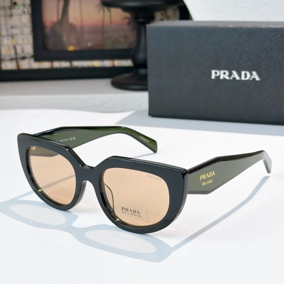 PRADA PR D02SF 太阳眼镜 时尚遮阳款