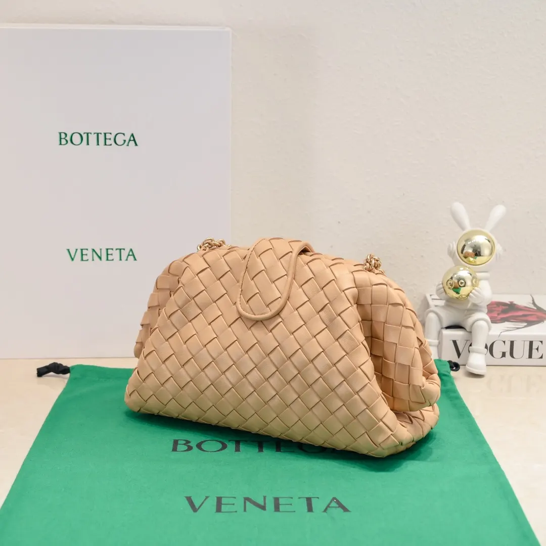 Bottega Veneta 羊皮 鏈條包 精致鏈條款