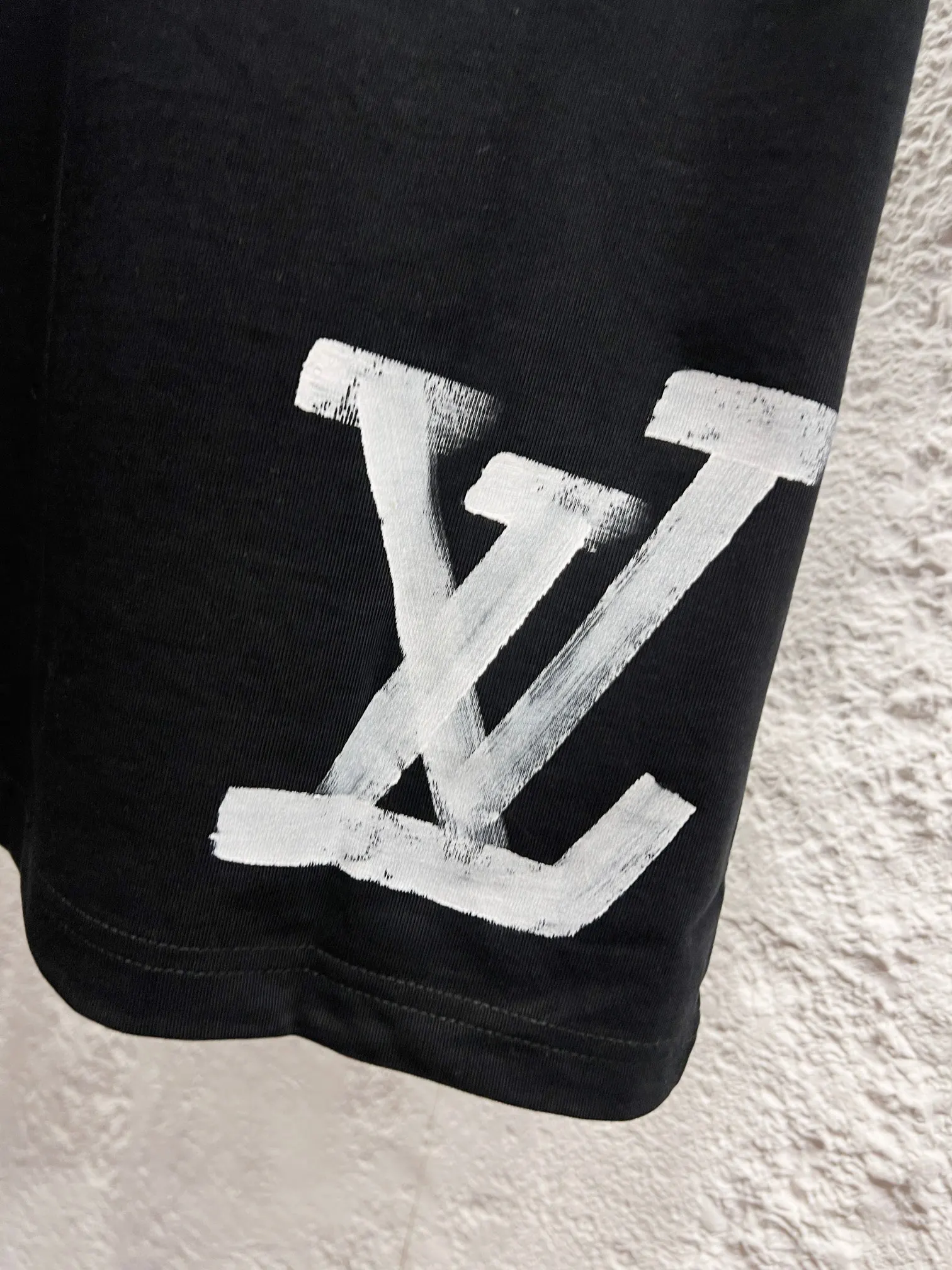 LV 黑色小标短袖T恤 休閒百搭款｜ORBUYBAG 嵐奢包高端時尚精品