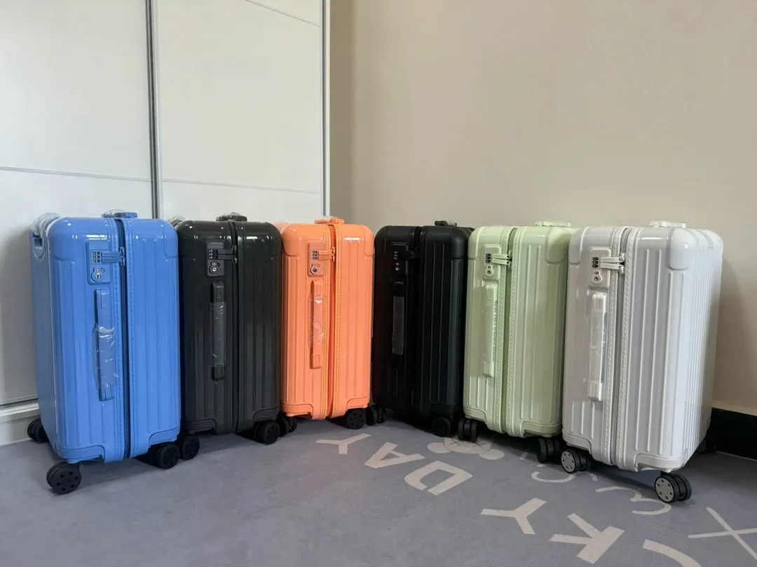 黑色 白色 新版升级 RIMOW 日默w Trun 行李箱 旅行拉杆款 輕便出行款