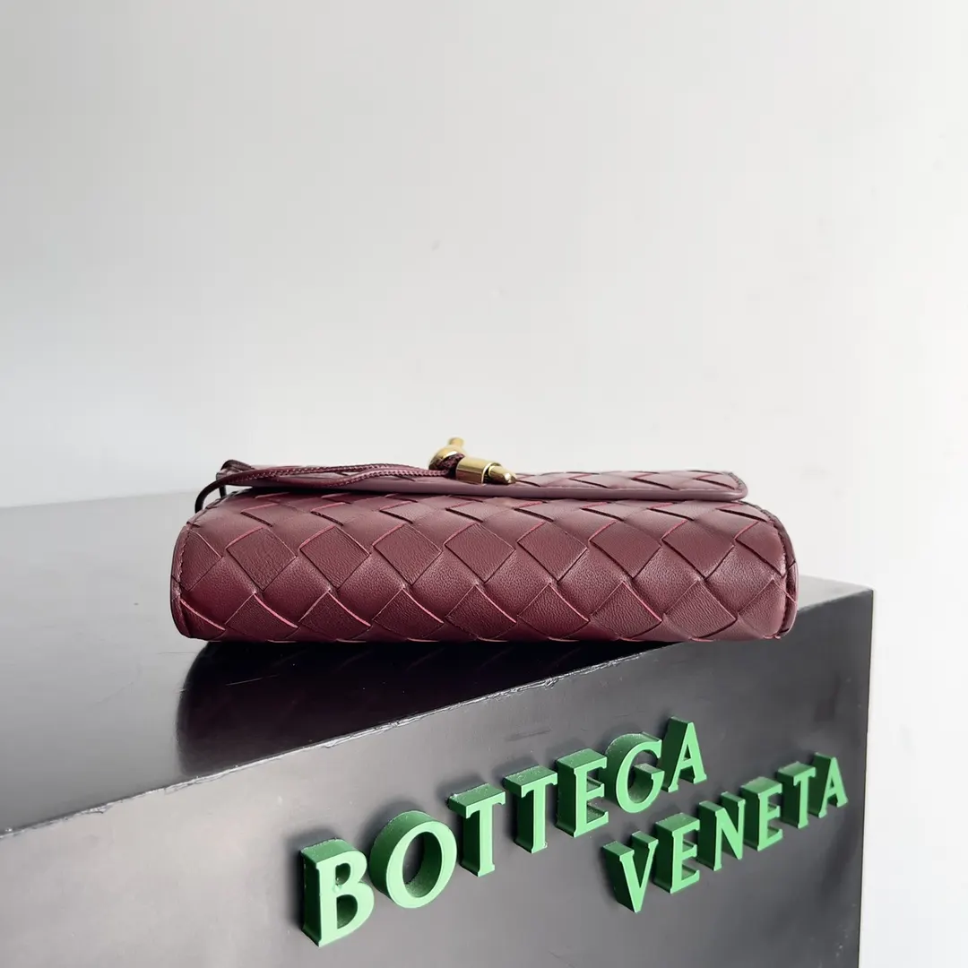Bottega Veneta 手拿包 精致手拿款