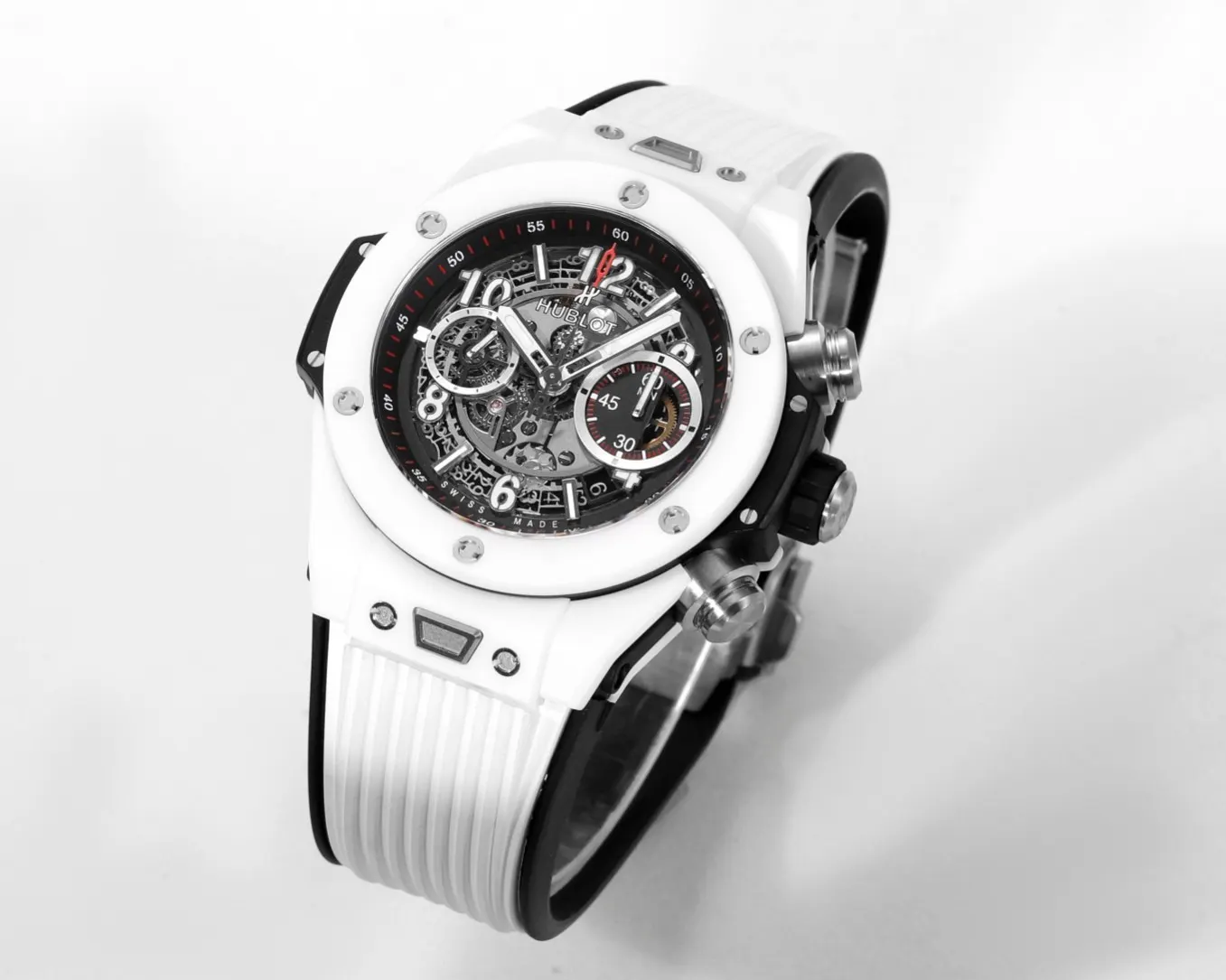 批 全新突破 彩色陶瓷问世 HUBLOT 宇 手表 经典腕表款