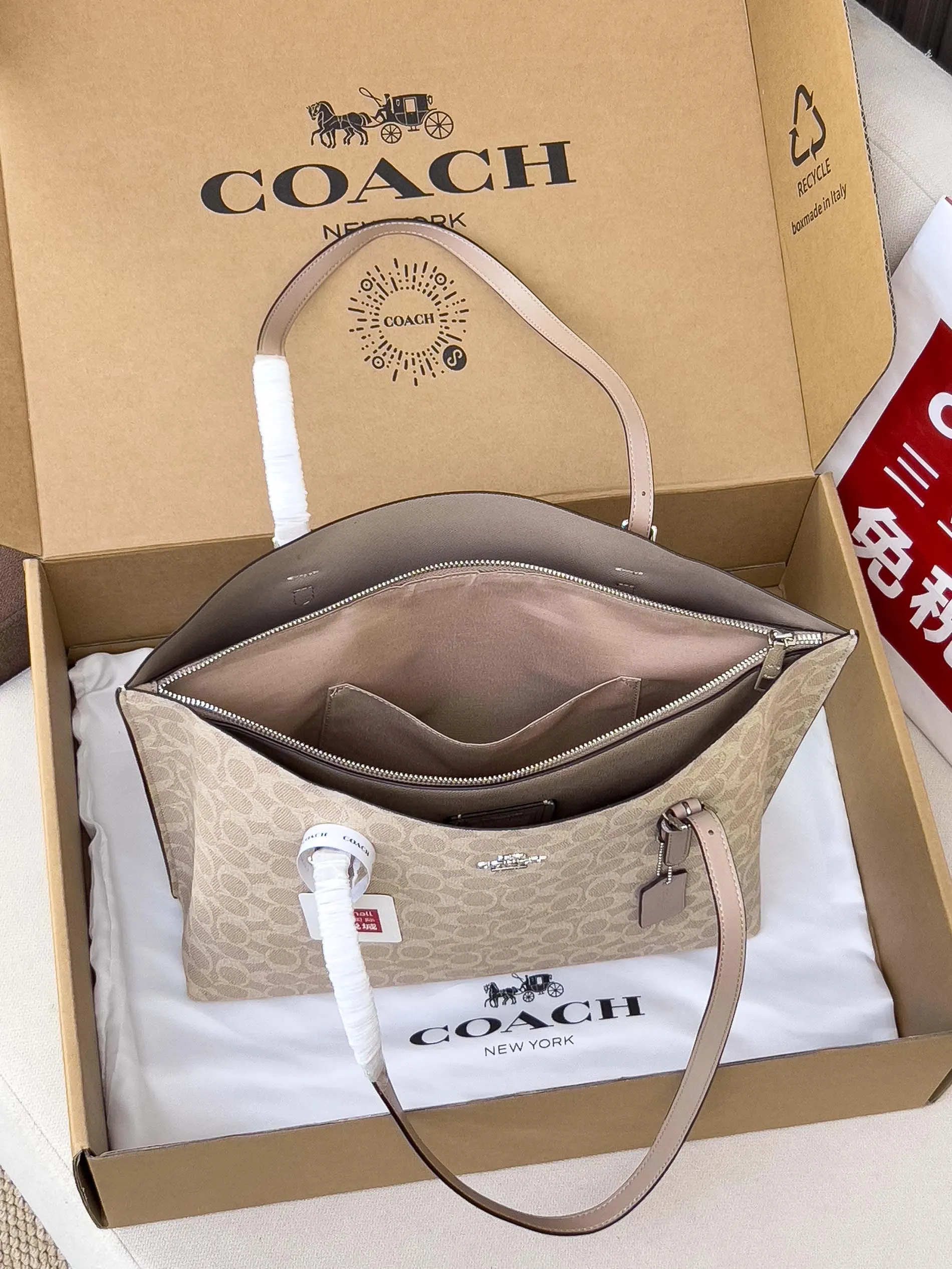 Coach 图片 火爆全网的 托特 托特包 大容量托特款