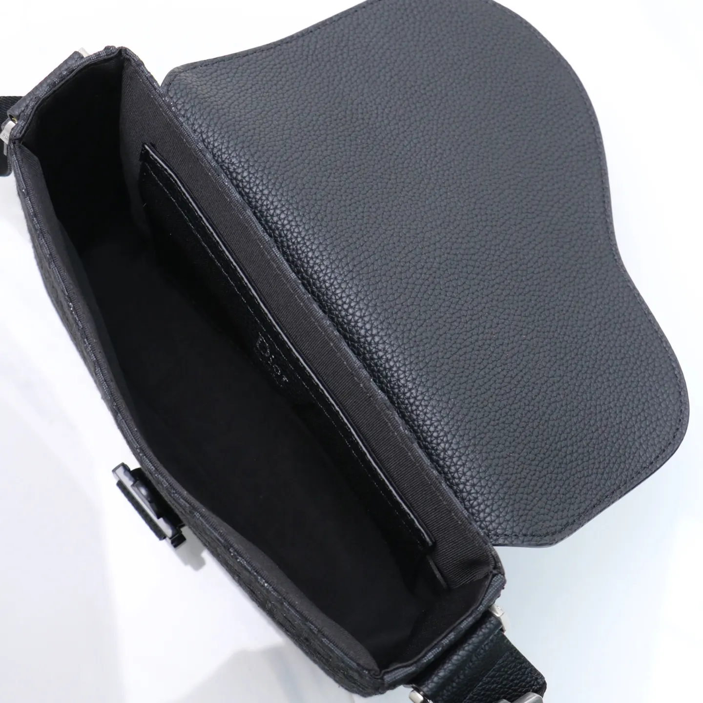 Dior Saddle Oblique Cowhide Messenger Bag Top Handle Image 2 Dior Saddle Oblique Cowhide Messenger Bag Top Handle Image 2