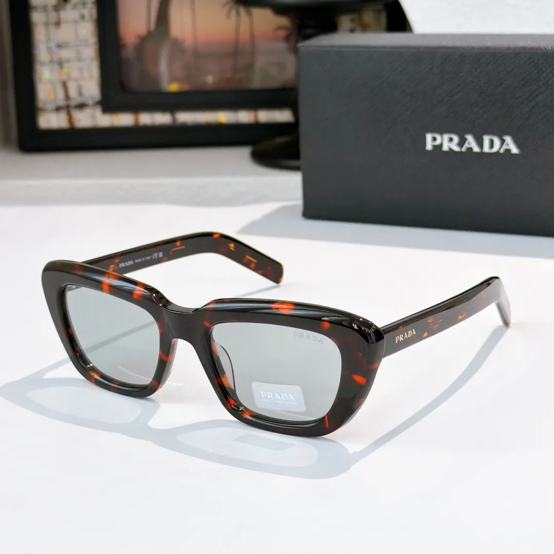 Prada PR D07S 太阳眼镜 时尚遮阳 太阳镜