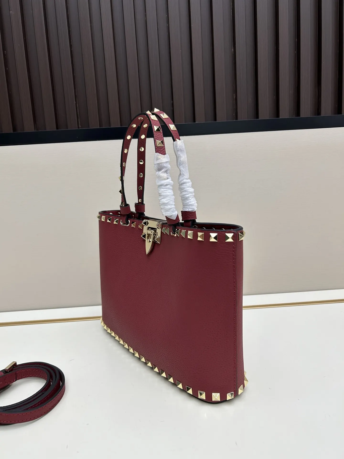 小牛皮 批 上架 VALENT链条包 精致链条款