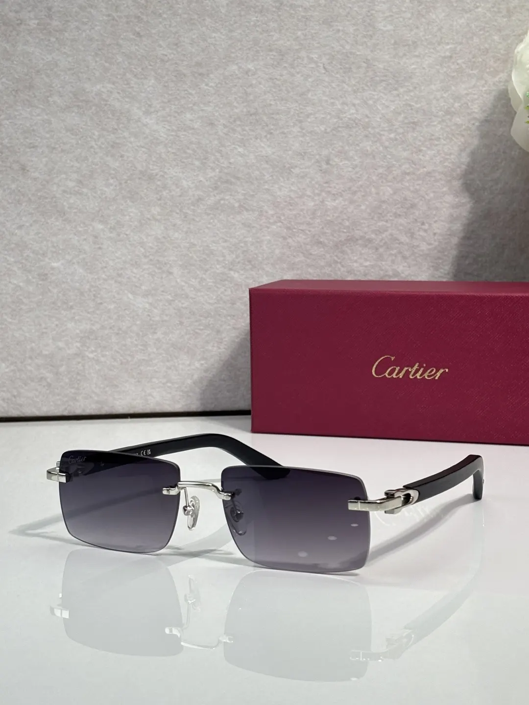 Cartier 墨镜 时尚防晒款 款2