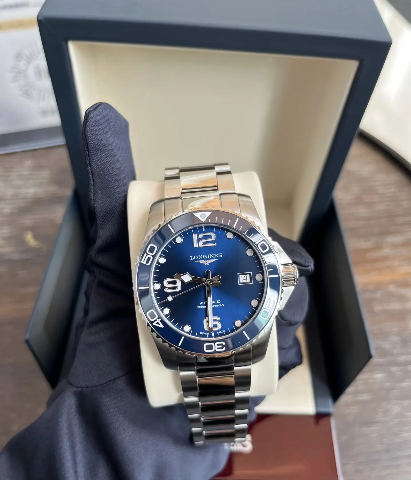 Longines 藍色 盒 顺丰包邮 如果你在寻找一块 手錶 經典腕表款(數字7) Longines 藍色 盒 顺丰包邮 如果你在寻找一块 手錶 經典腕表款(數字7)