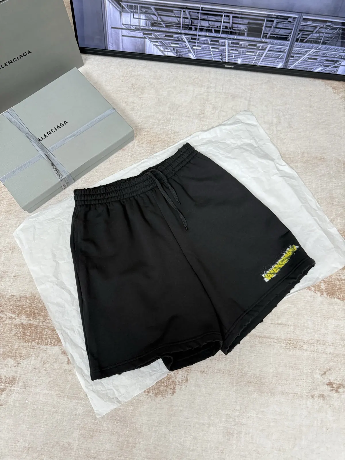 Balenciaga Black Cotton Logo Short Sleeve T-Shirt Loose