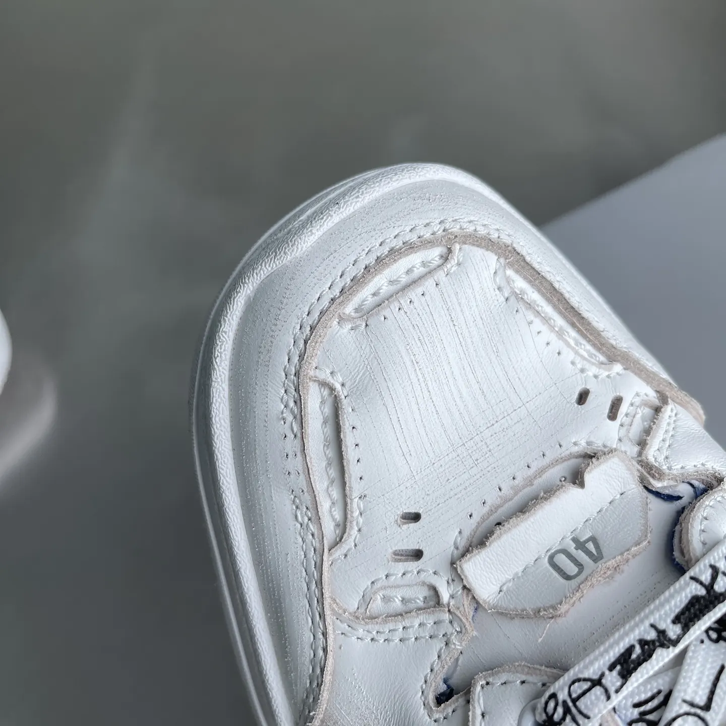 Balenciaga 拼色 牛皮 运动鞋