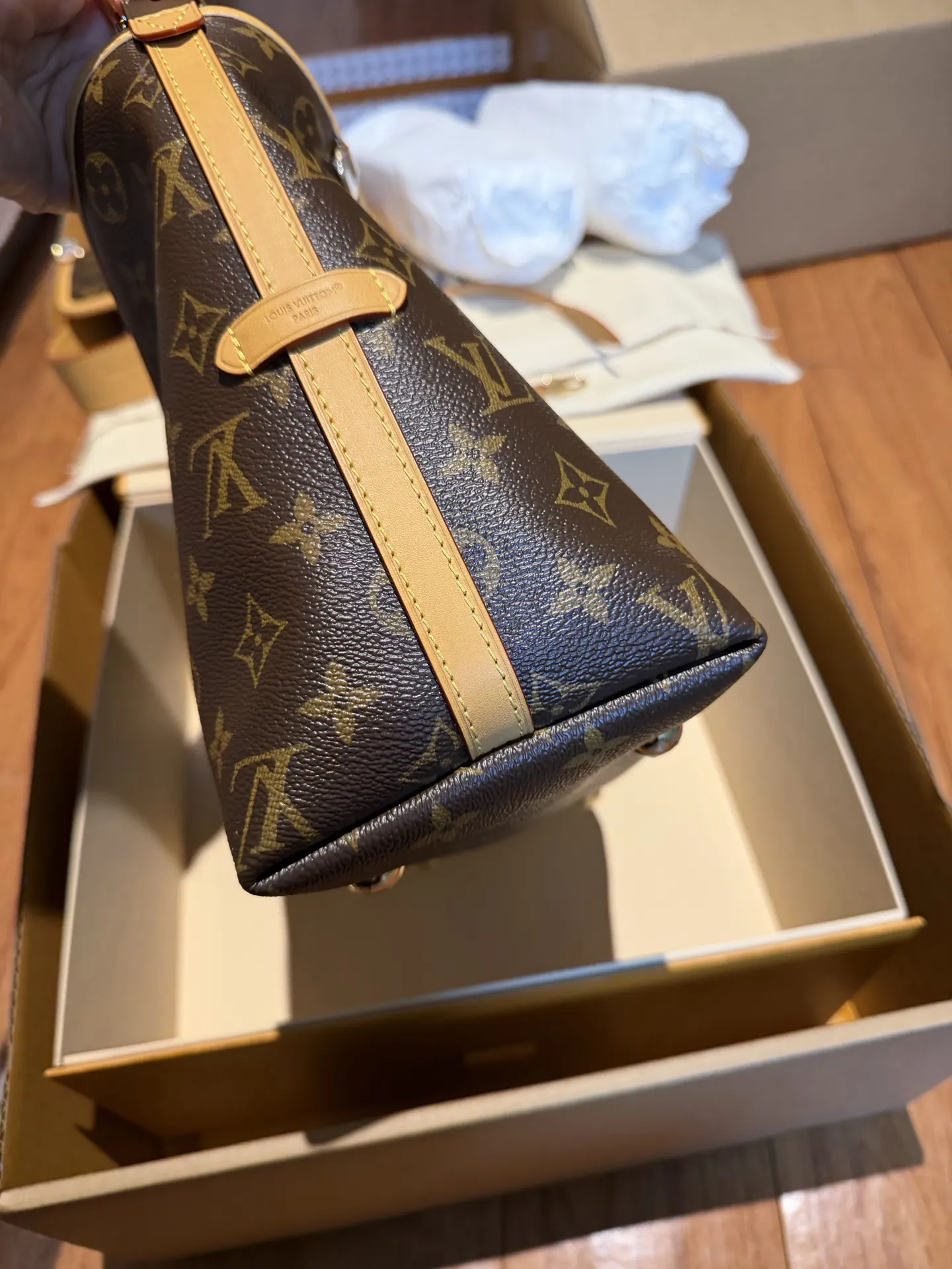 Louis Vuitton 老花托特包