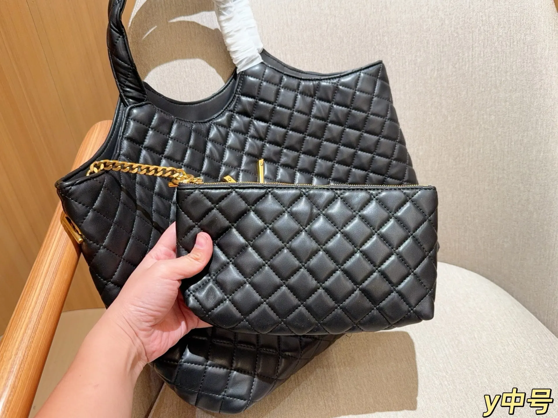 YSL 中号 无盒 Gaby绗缝纹路购物袋 lc 托特包 大容量托特款